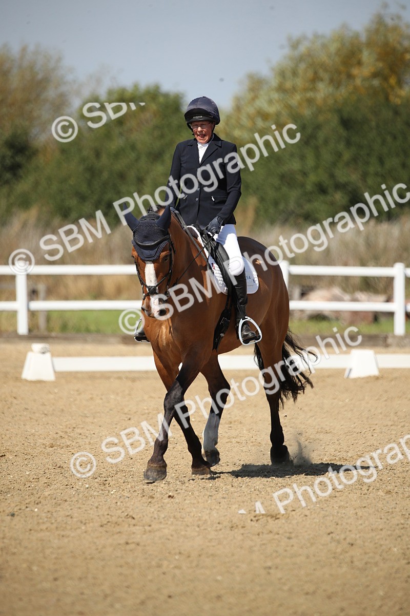 SBM_005023 - Class 11 - Novice 5 - 11.41-12.58