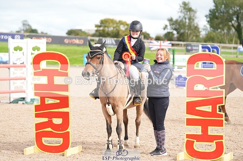 250921-151129-03793 - Cls 20 Pony 80cm Derby