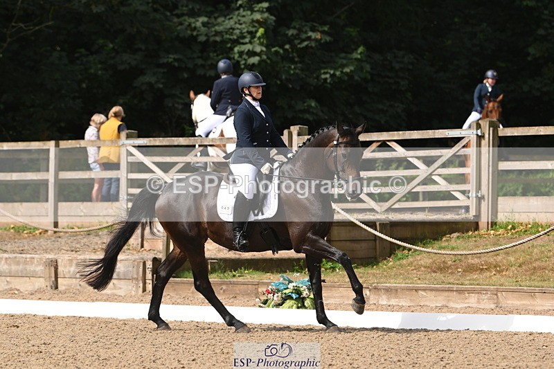 250719A-101039-03256 - 049-Veronica.Roberts-For.J'Adore