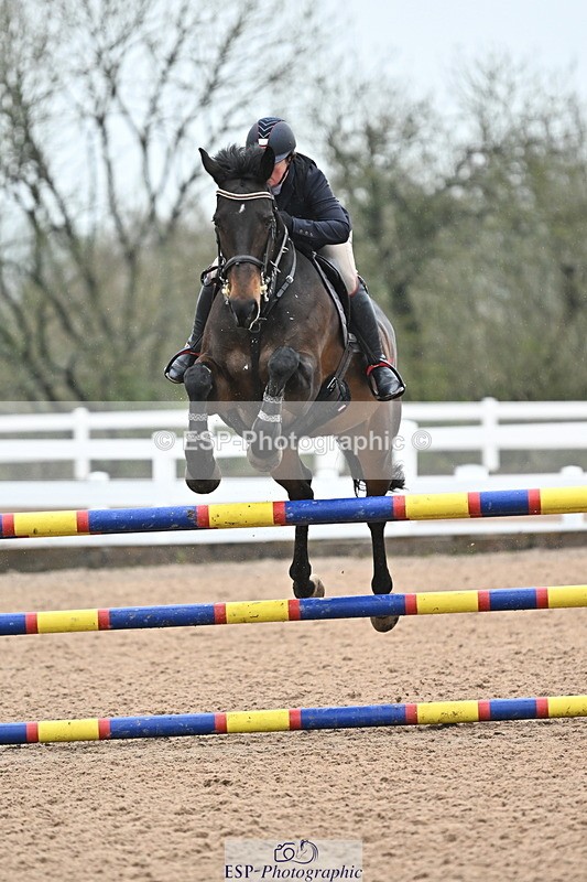 240501A-095804-00122 - Cls 5 Snr Discovery and 1m Open