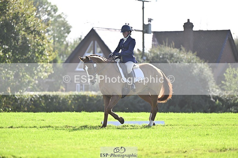 241025-114836-06929 - 370-Emma.Tamblyn-COOL.JET.II