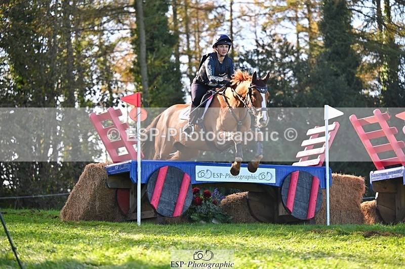 241026-120633-13046 - 405-Lucy.Strong-ON.PLANET.MARS