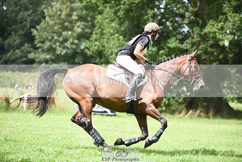 240804-104942-10831 - 357-Georgina_Ewell-LASAIRFHIONA