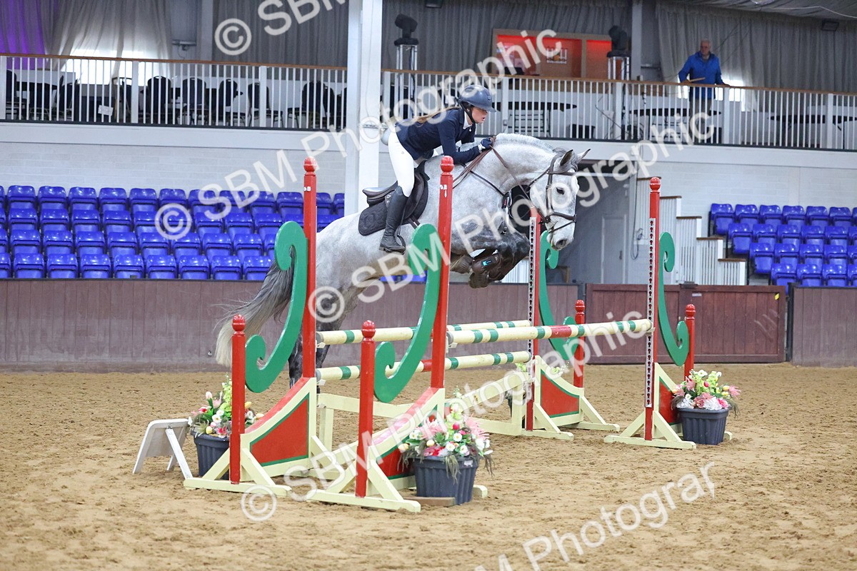 SBM_008609 - Class 21 - Nupafeed Supplements Senior Discovery/ 1m Open - First Round (1.00m)