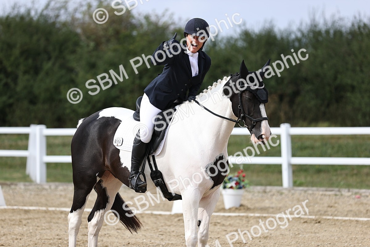 SBM_017995 - Class 14 - Novice 23 - 15.16-16.19