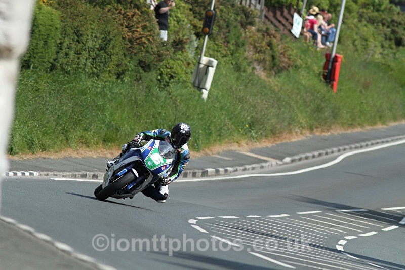Ryan Farquhar - Bennetts.co.uk Lightweight TT