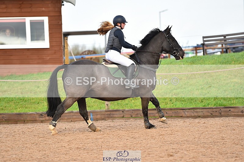 231118A-111604-01223 - Cls 20+21 Club and Schools 80cm