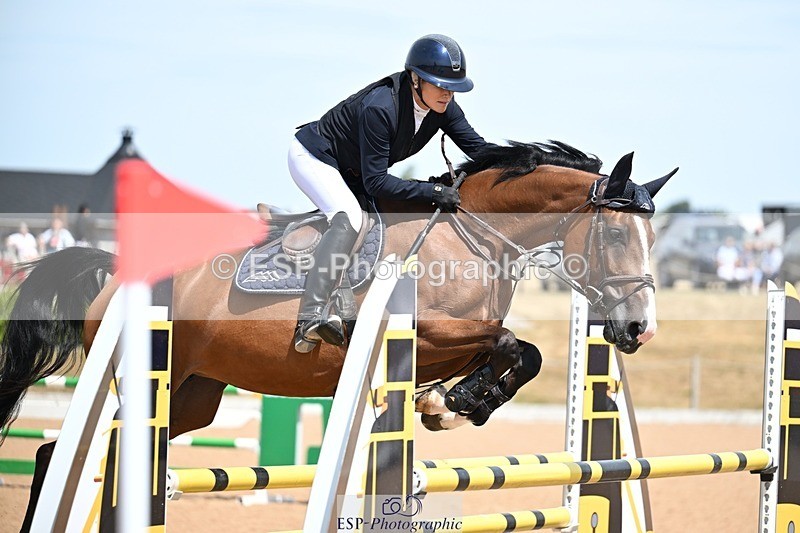 260802-125331-10916 - Cls 51 Chard 5 year olds Jump Off
