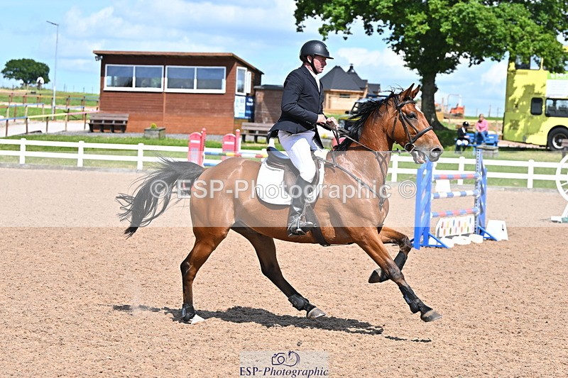 240619A-154257-00937 - Cls 5 Snr Foxhunter and 1.20m Open