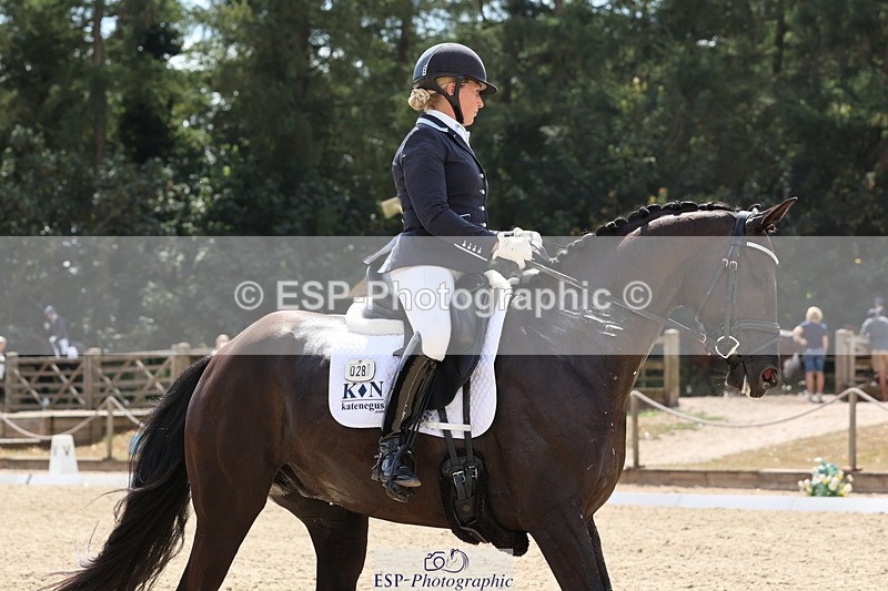 250809A-144617-04383 - 028-Sameera.RahmatallaForget.Me.Not.NE