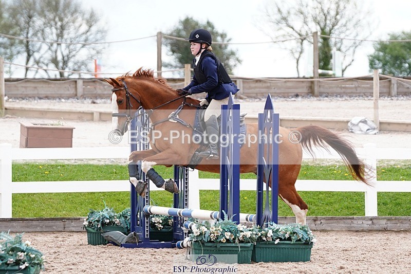 250505-120718-04289 - Cls 18+19 Club and Schools 60cm