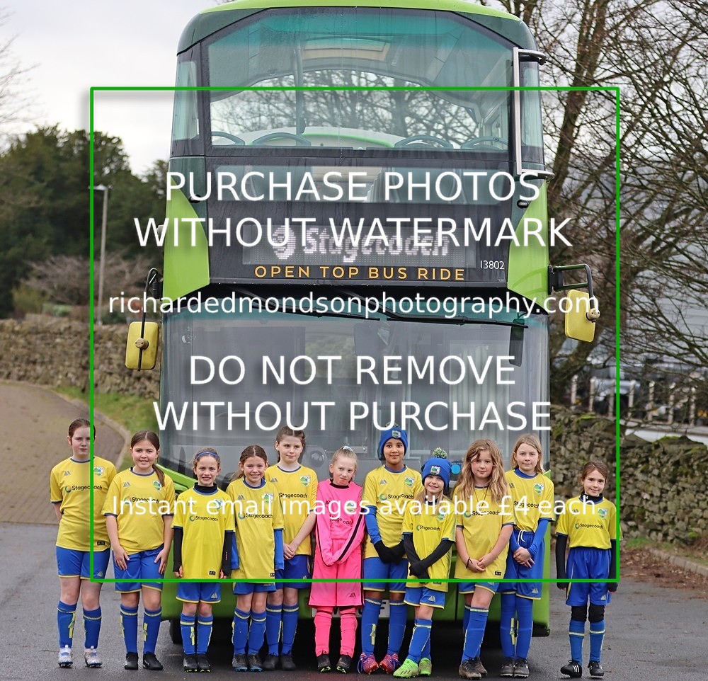 IMG_1304 - Kendal United U10 Girls (Stage Coach Photo Shoot)
