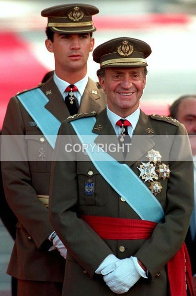 (SPA-6) King Juan and Son - Spanish Royals