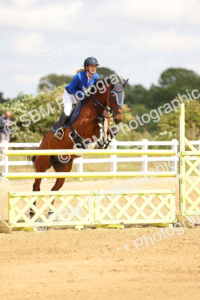 SBM_010371 - Class 4 - Senior Foxhunter - 1.20m Open