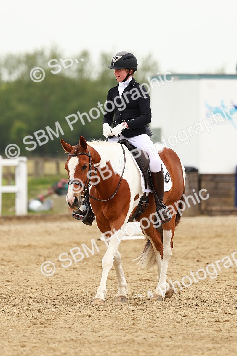 SBM_001227 - Class 6 - Novice 4