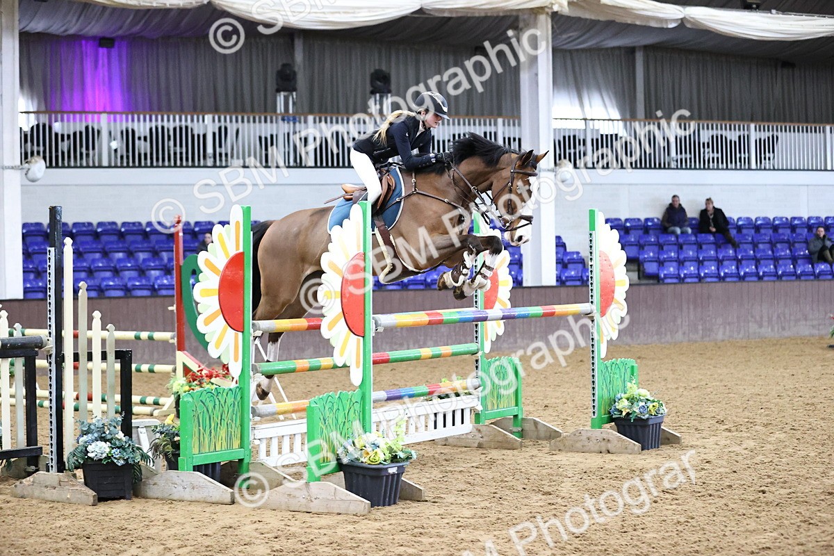 SBM_006516_Class 17 - Senior Foxhunter - 120m - Cart - Cassandra