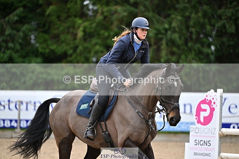 250201A-124458-00681 - Cls 03 Local Horse 110cm