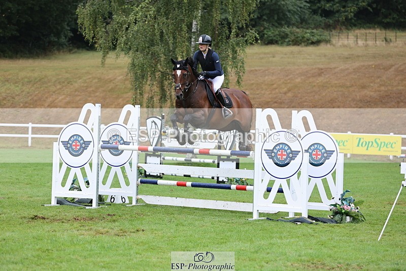 250830A-143713-07054 - Cls 16 Snr Newcomers and 1.10m Open