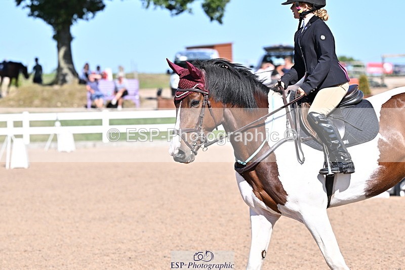 250708A-171418-00207 - 70cm Classes