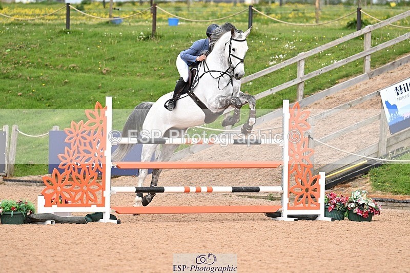 260510-151353-07514 - Cls 41 Snr Foxhunter