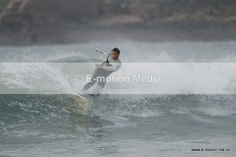 SU 091010 442 - Surf Oct 2010