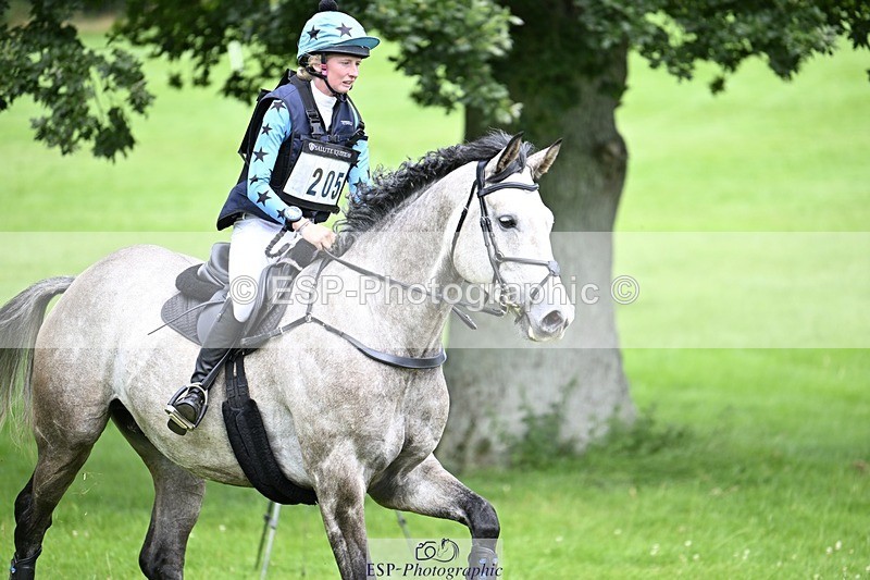 240803-134323-07292 - 205-Jessica_Thomas-QUALITY_STEP_ON