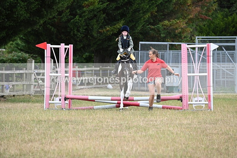 WJ6_9721 - Class 12 Minimus Jumping 45cm