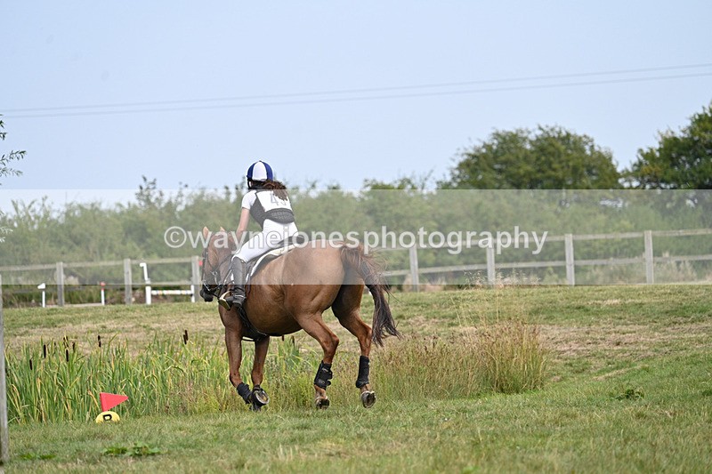 WJ7_8136 - 80cm XC Time 15:26 to 15:43