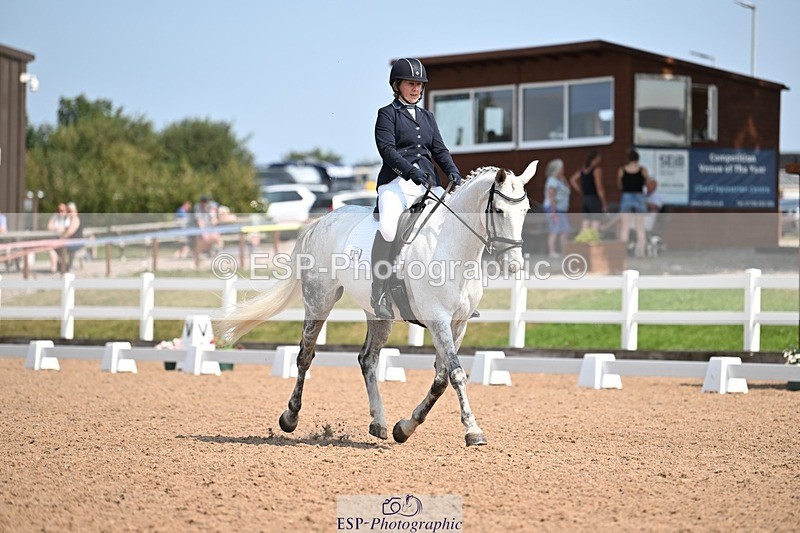 250816-125042-04563 - 075-Jackie.LimintonSaddlewood.Surprise