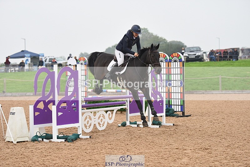 230916A-154820-05420 - Cls 18 Snr 95cm Derby