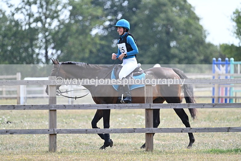 WJ7_1680 - XC Time 11:54 to 12:03