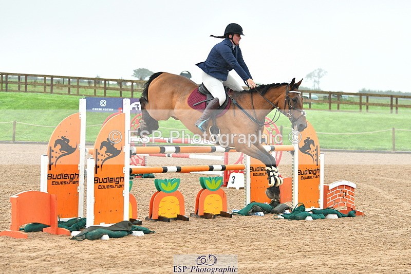 230805A-105322-00224 - Cls 2 Snr Newcomers & 1.10m Open