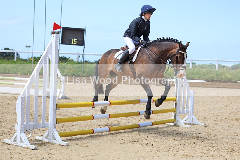 3E7A2314 - Class 4: 70 -75cm Part A