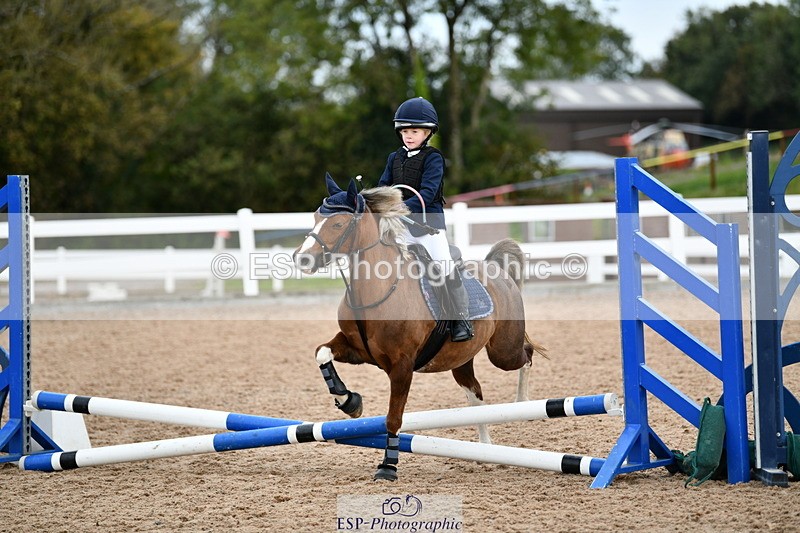 241013B-094202-00246 - Cls 1 Clear Round