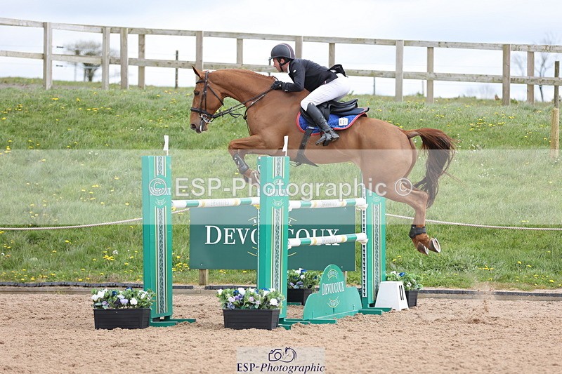 240419A-125146-07494 - Cls 6, 2 Star Medium Tour 1.35m