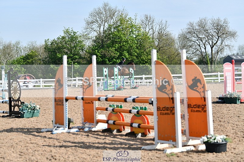 240511A-092404-11257 - Cls 28 95cm National Am Quali