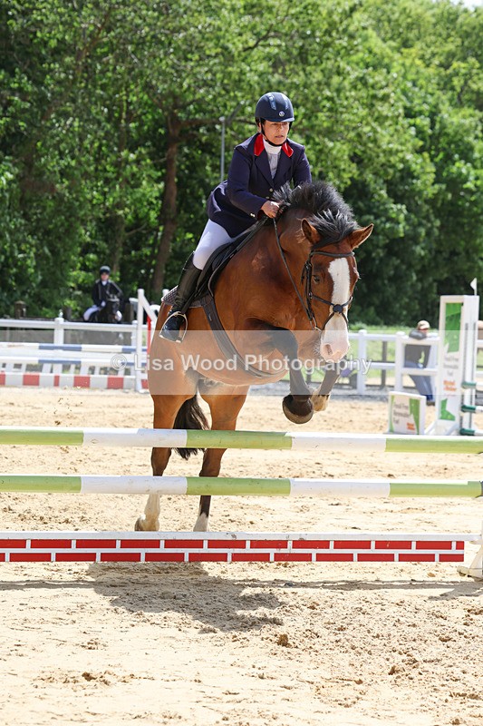 3E7A4942 - Class 9: 80cm Senior