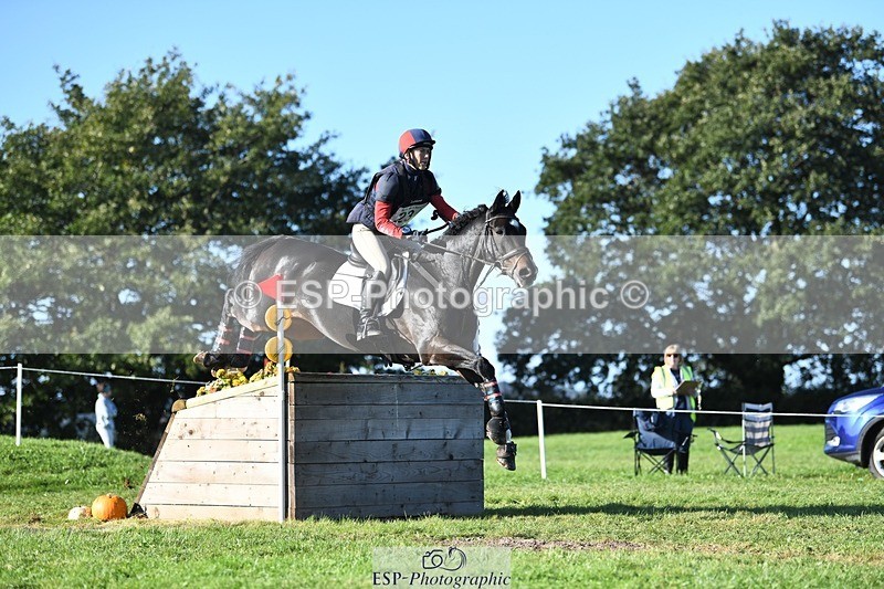 231022-104611-25679 - 234-HINDOCTRO-Louisa.Lockwood-XC