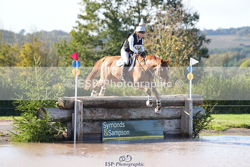 251024A-124322-10761 - B-137-Josie.Reid