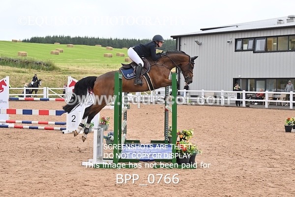 BPP_0766 - CLASS 29 SUN GFS Saddles Senior Newcomers/1.10m Open