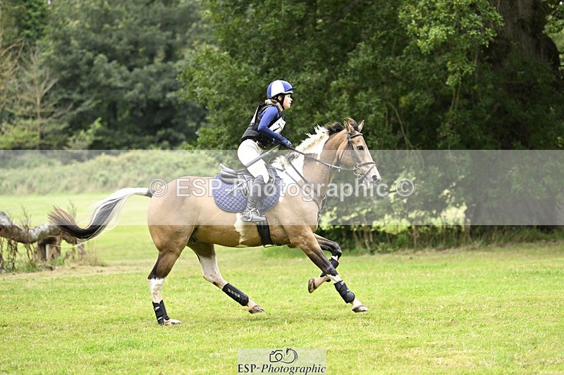 240825X-164500-37604 - 80cm XC 16.30 to 17.30