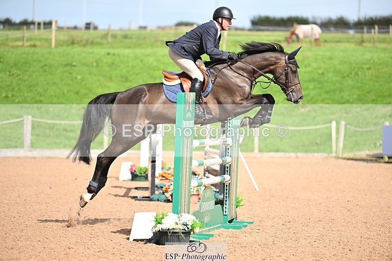 240912A-141612-02144 - Cls 5 National 1.30m Open