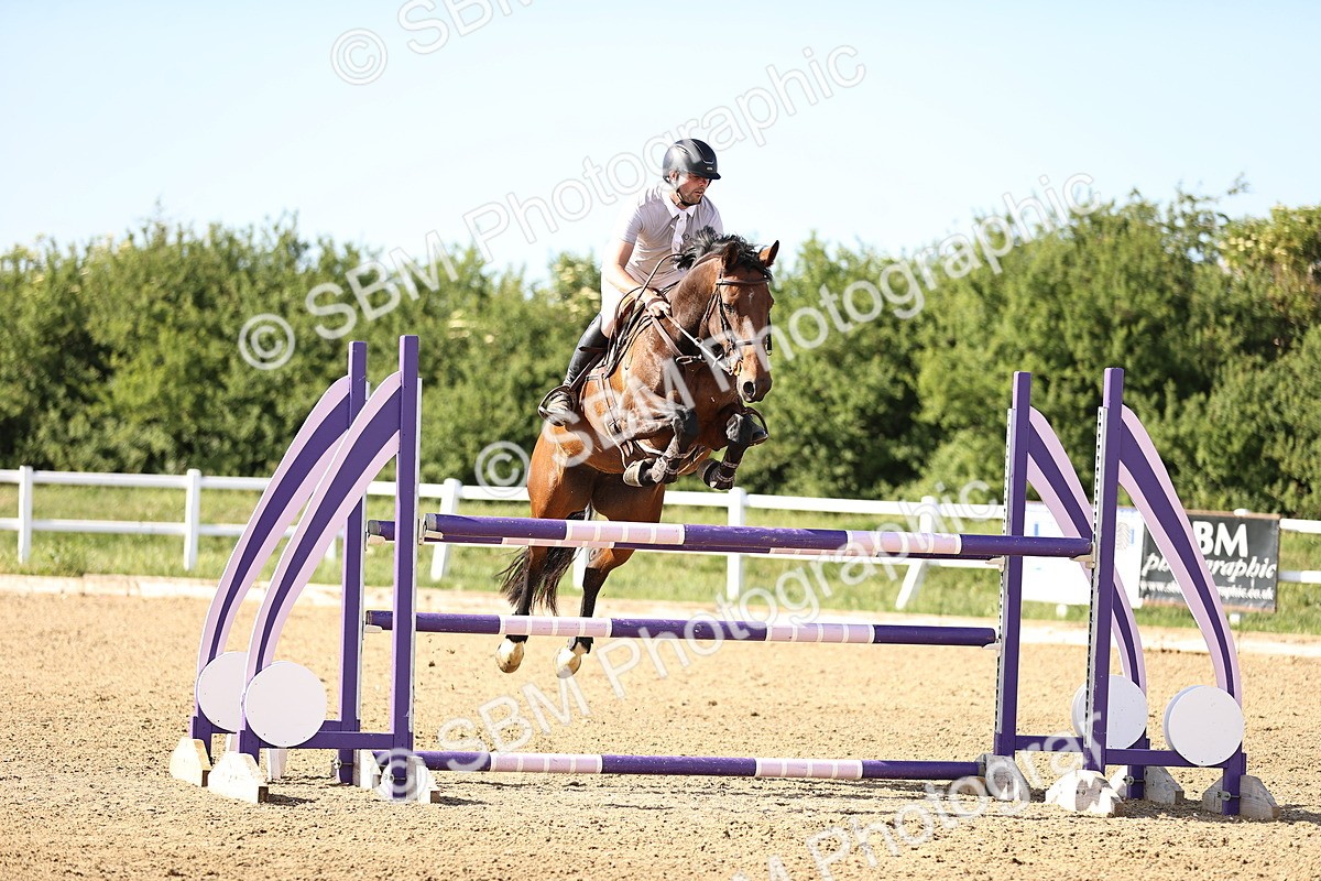 SBM_003123 - Class 5 - Senior Foxhunter - 1.20m