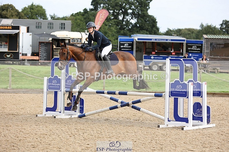 240817-093532-00322 - 02A Snr Brit Nov