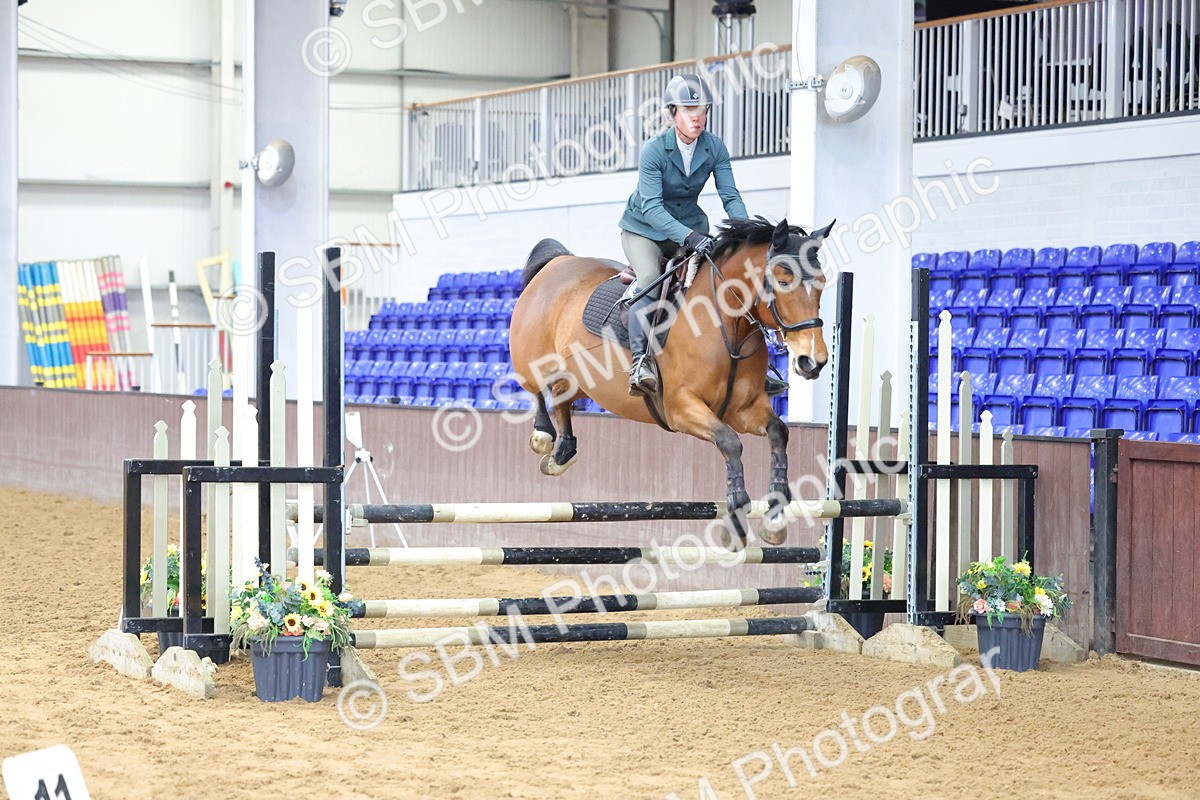SBM_009599 - Class 20 - Senior British Novice/ 90cm Open - First Round (0.90m)