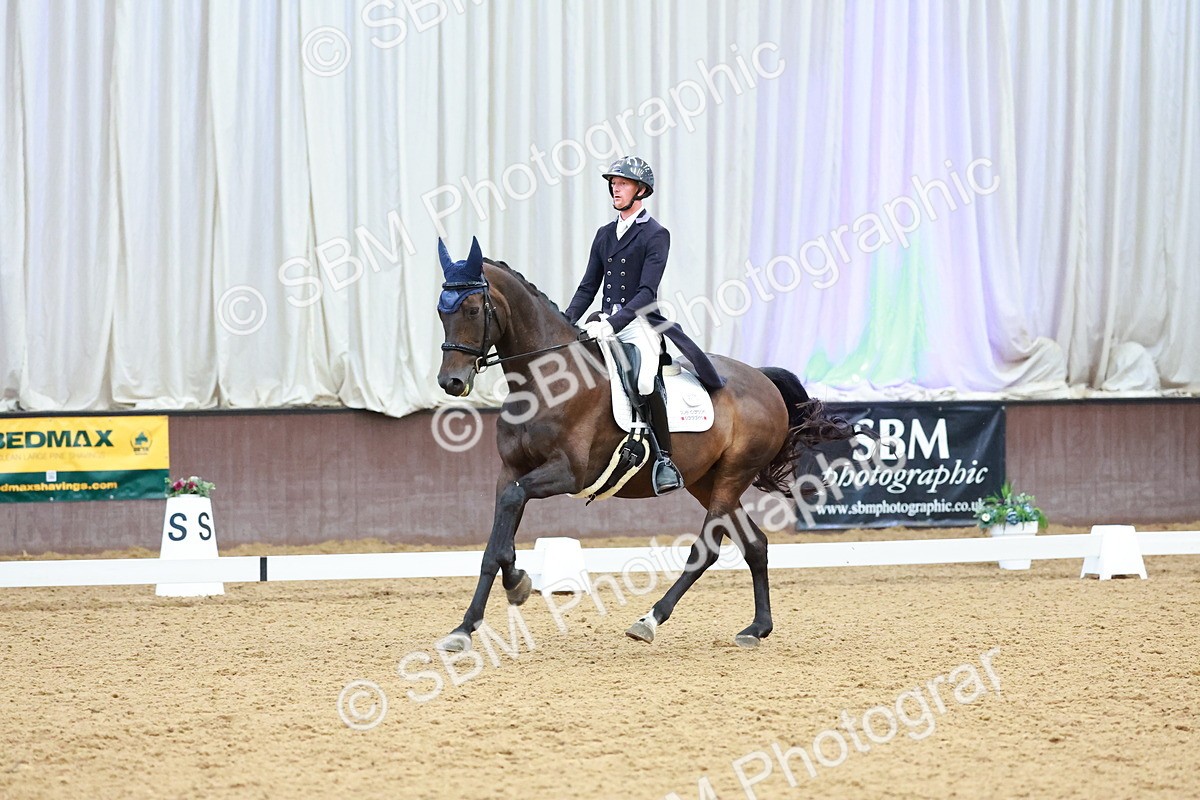 SBM_008023 - Class 9 - FEI INT II - 16.54.17.57