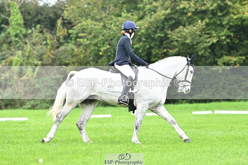 241024-123056-02764 - 326-Eloise.Hawtin-TULLIBARDS.CLONEENAGH.TED