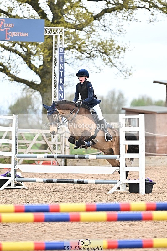 250414-103626-00159 - 80cm Round 1