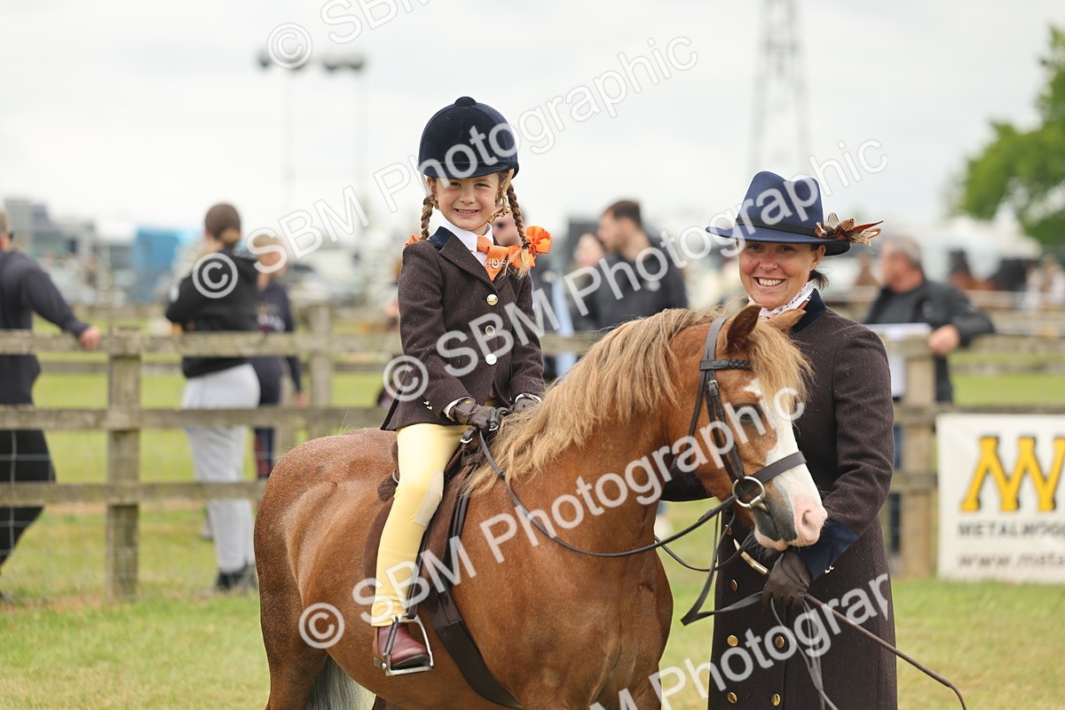 SBM_06770 - Class 74-75 - M&M Lead Rein and First Ridden Pony