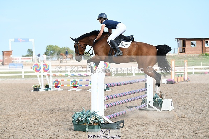 250725-171516-04135 - Cls 10 1.05m Amateur Quali